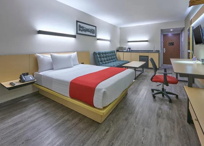 Express Ciudad De Aeropuerto Hotel