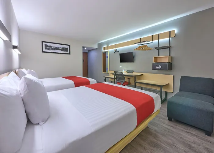 Express Ciudad De Aeropuerto Hotel