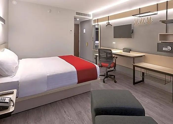 Hotel Express Ciudad De Aeropuerto 3*